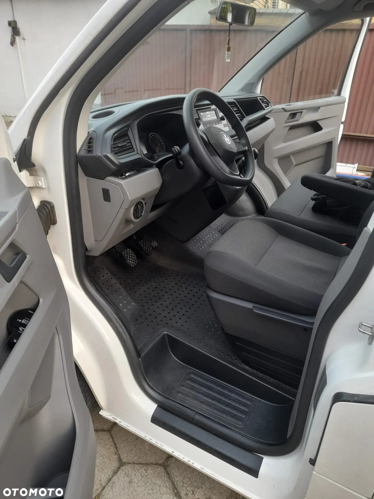 Volkswagen Transporter T6.1 TDI L2 - 6