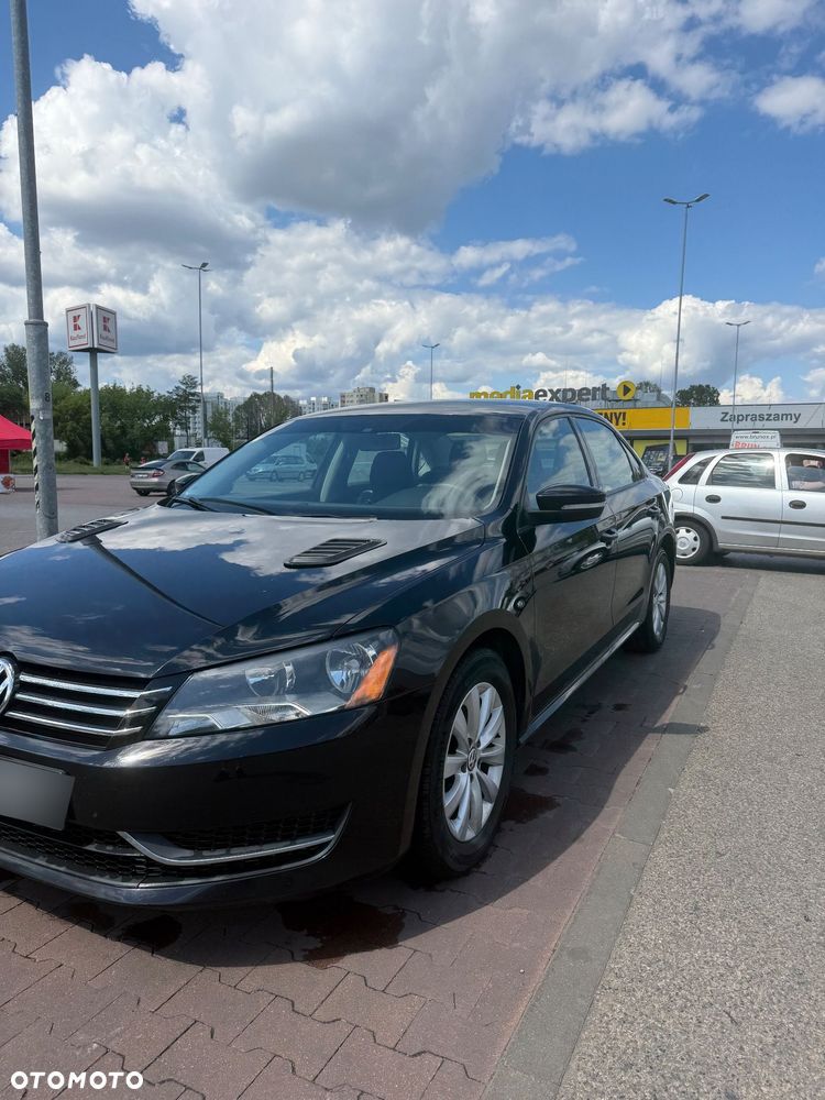Volkswagen Passat 2013 photo 2