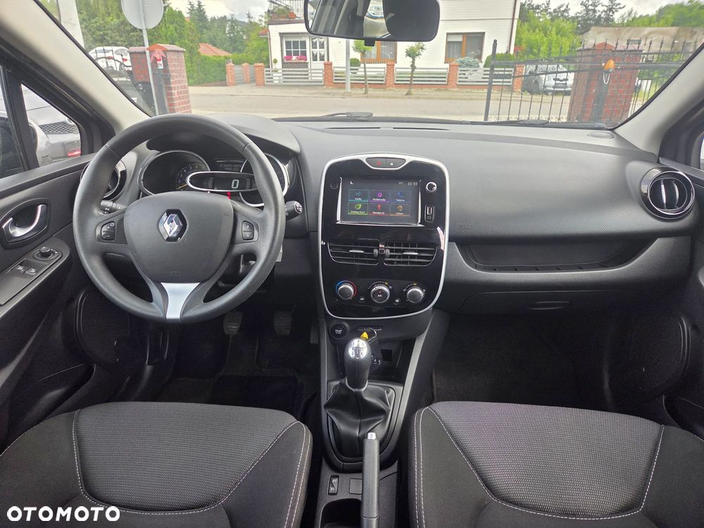 Renault Clio - 9