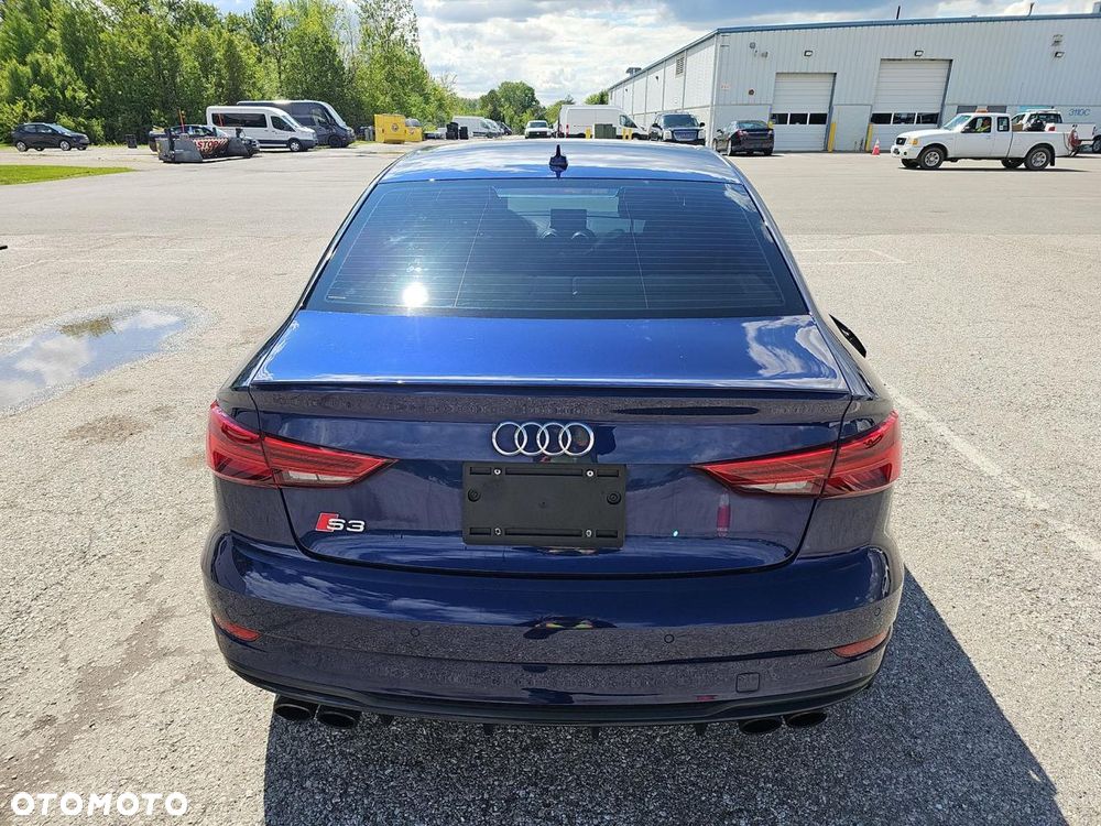 Audi S3 S tronic - 3