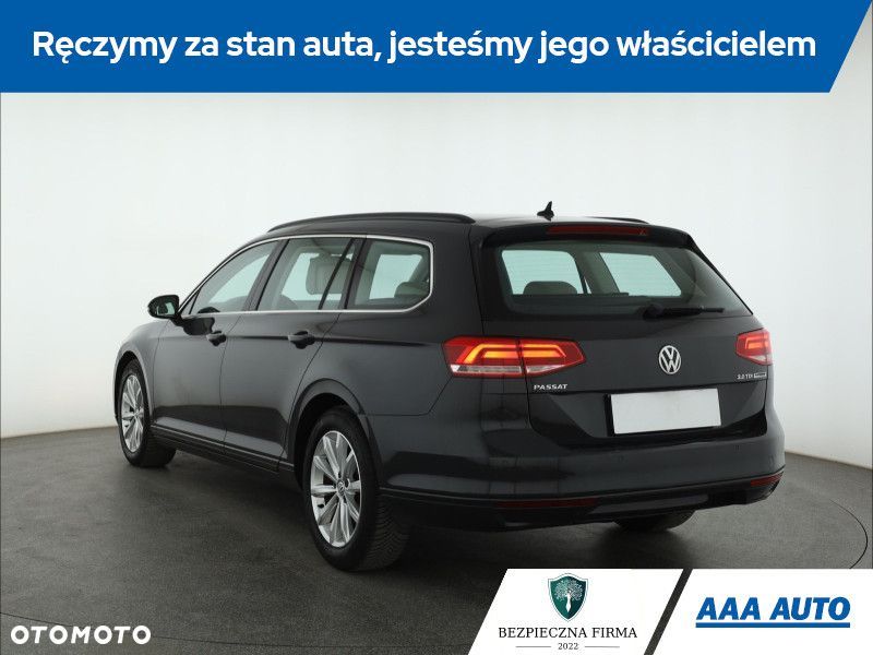 Volkswagen Passat Variant - 6