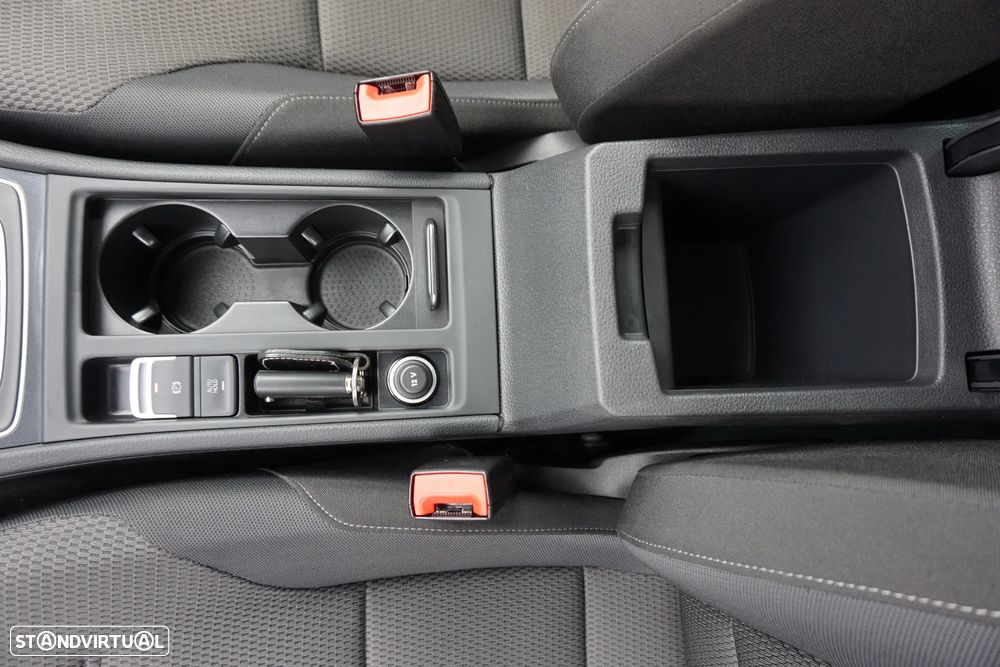 VW e-Golf AC/DC - 35