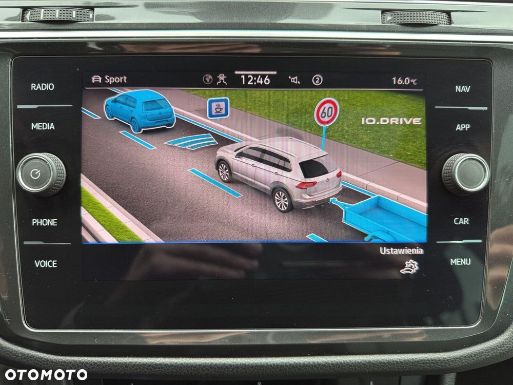 Volkswagen Tiguan - 22