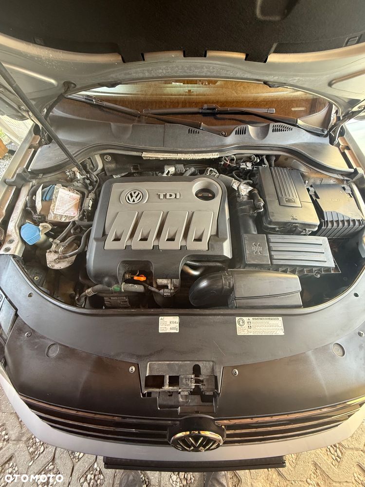 Volkswagen Passat 2.0 TDI Comfortline - 7
