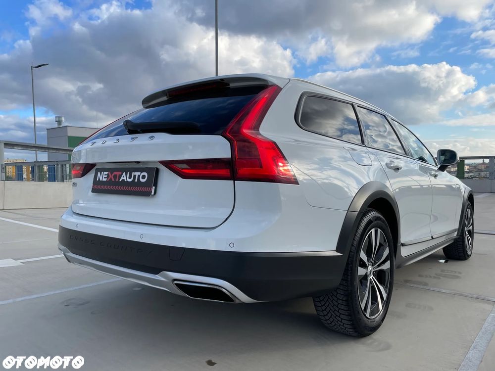 Volvo V90 Cross Country T5 AWD Pro - 10