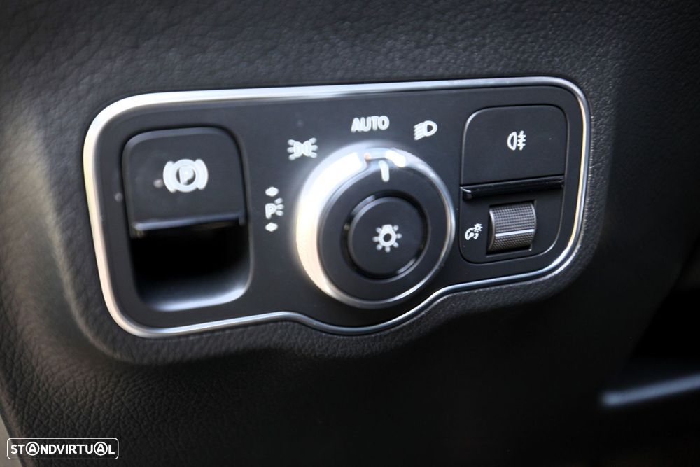 Mercedes-Benz EQA 250+ AMG Line - 35