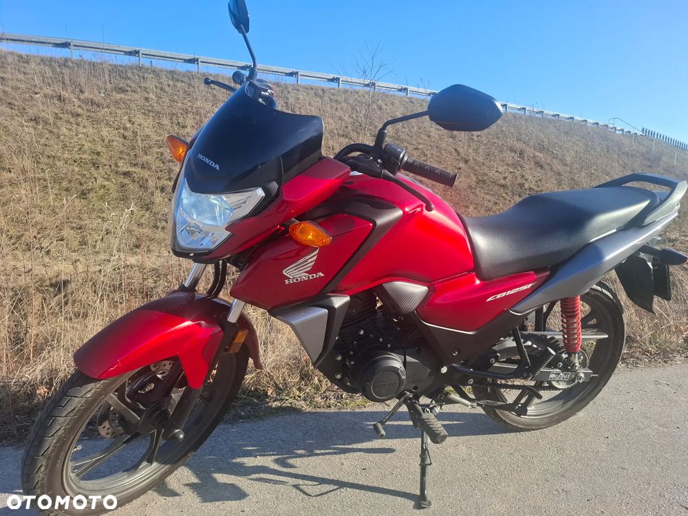 Honda CBF - 2