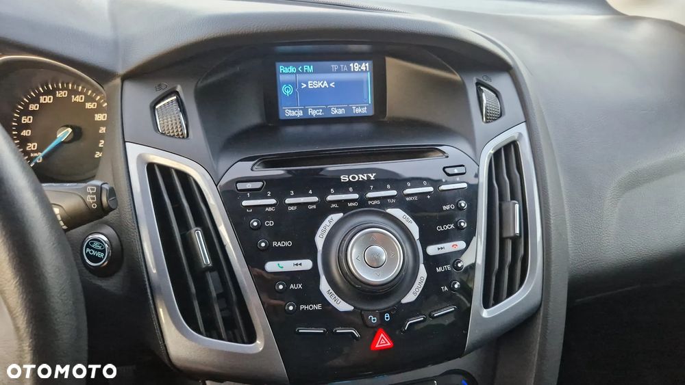 Ford Focus 1.6 TDCi DPF Titanium - 10