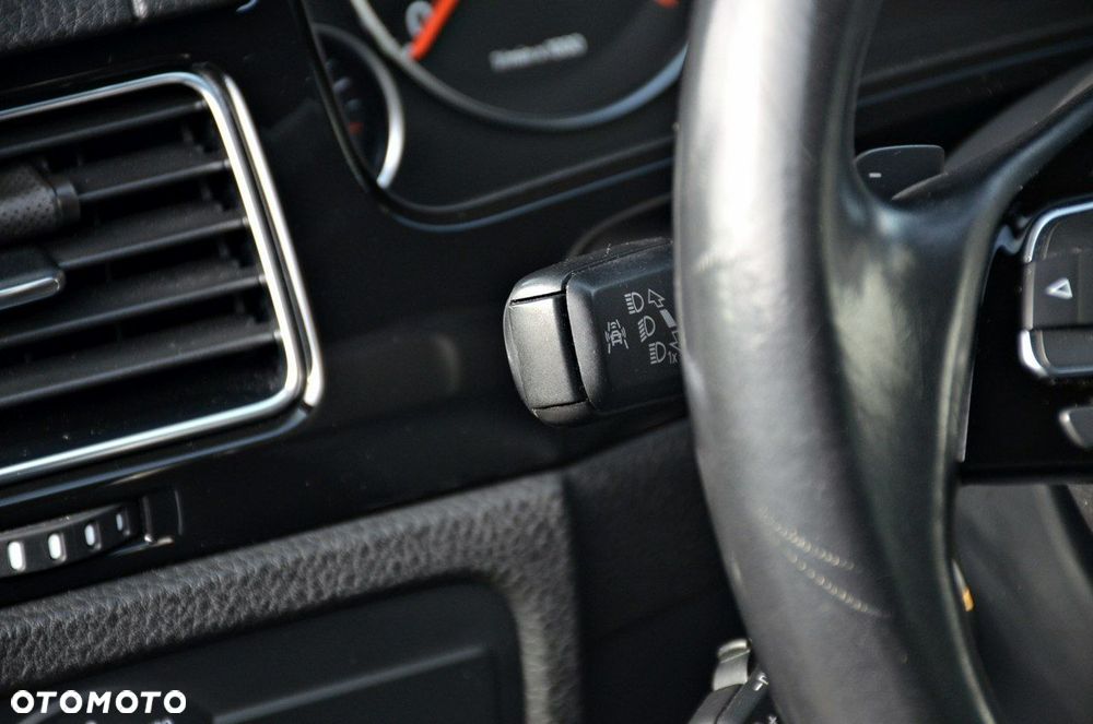 Volkswagen Touareg - 23