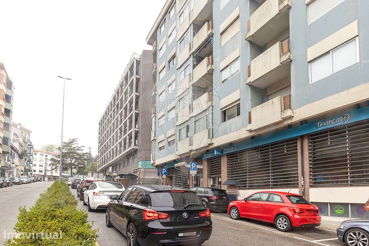 Apartamento T1 para arrendamento - Grande imagem: 2/12