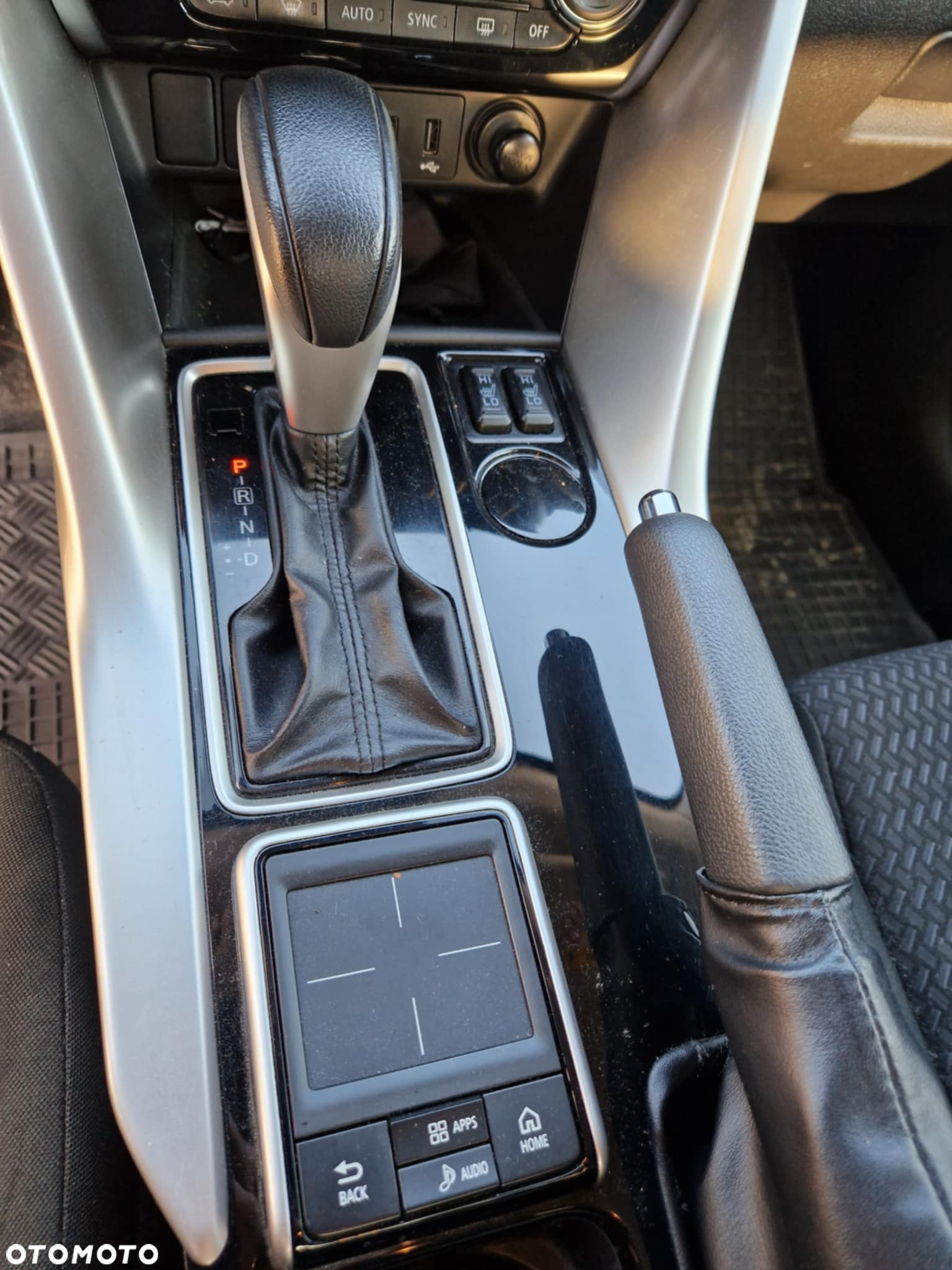 Mitsubishi Eclipse Cross - 16