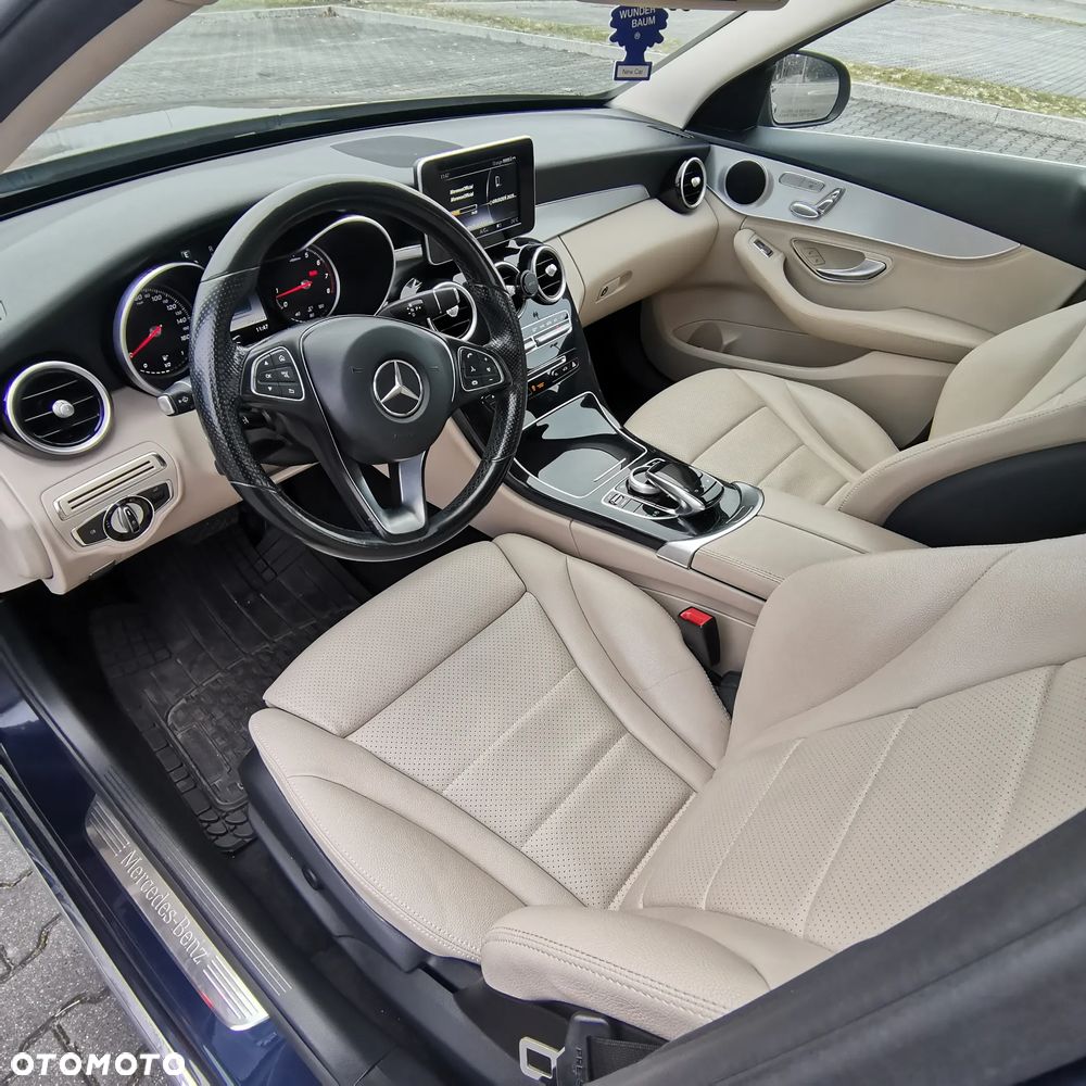 Mercedes-Benz Klasa C 300 7G-TRONIC Avantgarde - 4