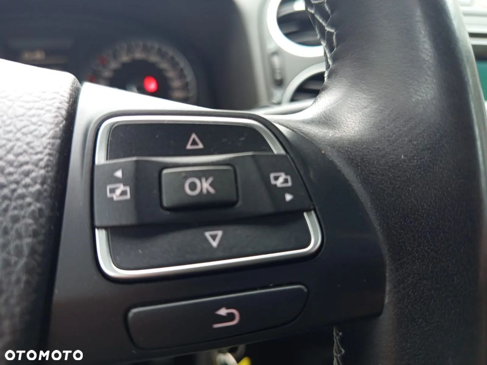 Volkswagen Golf Plus 1.6 TDI DPF Style - 31