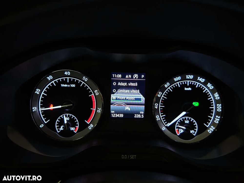 Skoda Karoq 1.5 TSI DSG Selection - 14