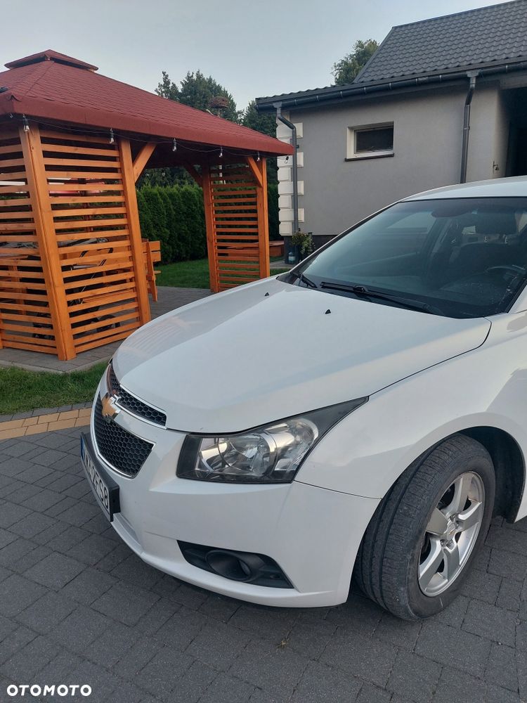 Chevrolet Cruze - 4