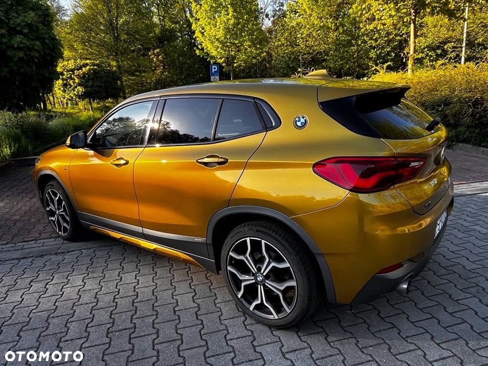 BMW X2 xDrive20i Advantage Plus - 2