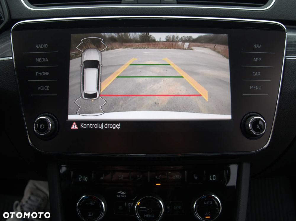 Skoda Superb 2.0 TSI Style DSG - 29