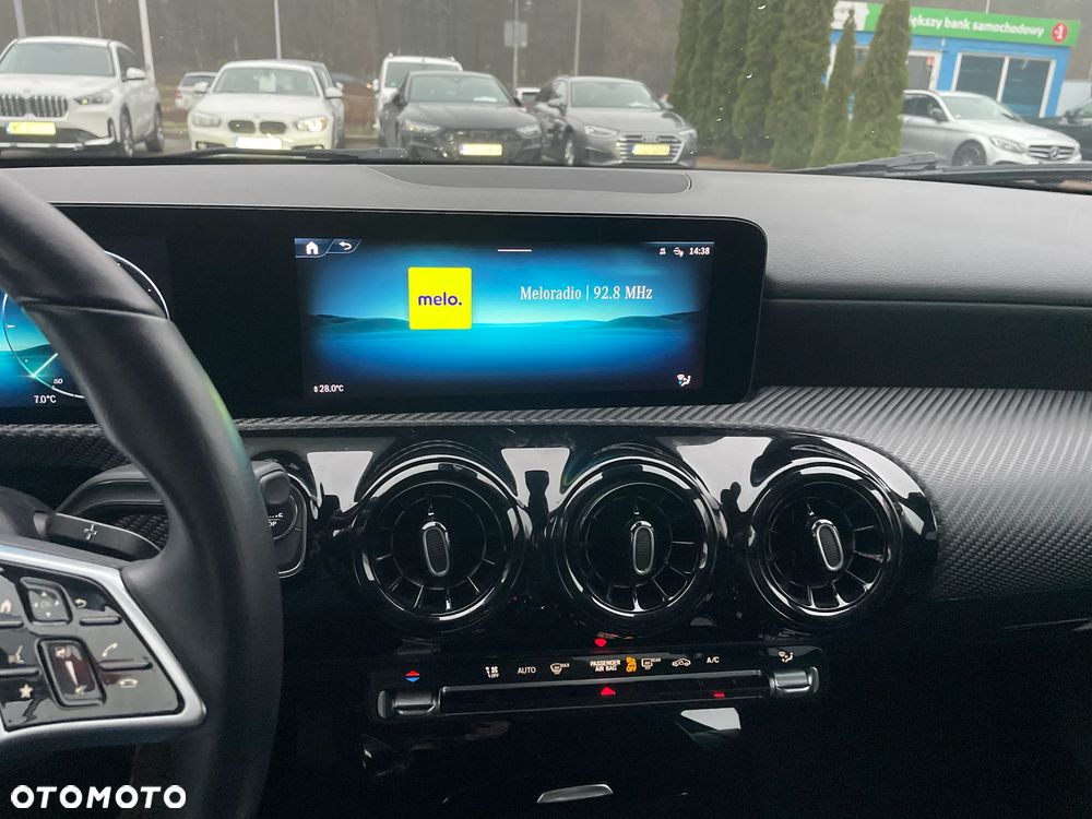 Mercedes-Benz Klasa A 180 d 8G-DCT AMG Line - 32