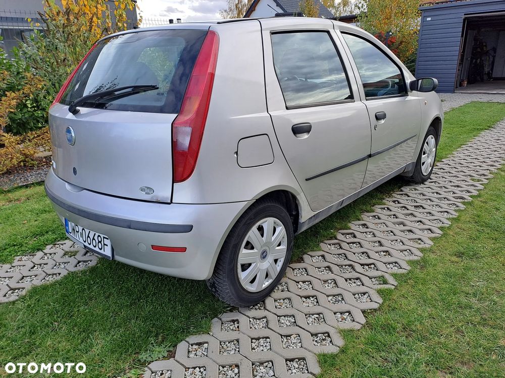 Fiat Punto 2004 photo 5