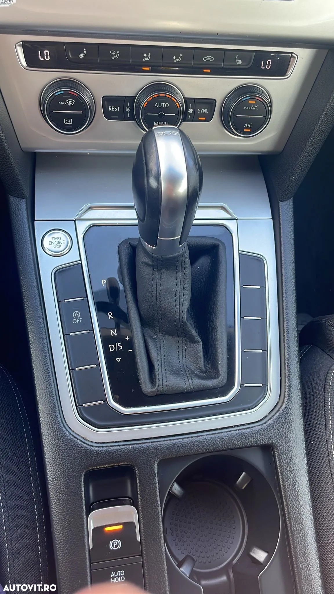 Volkswagen Passat - 11