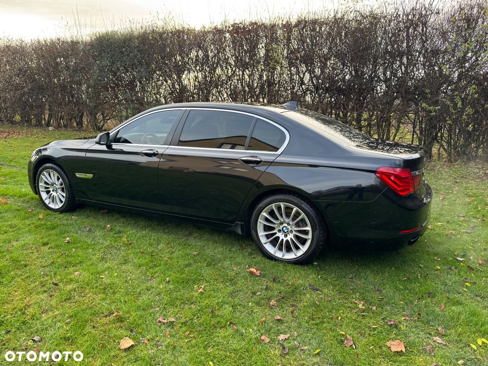 BMW Seria 7 750Li Edition Exclusive - 5
