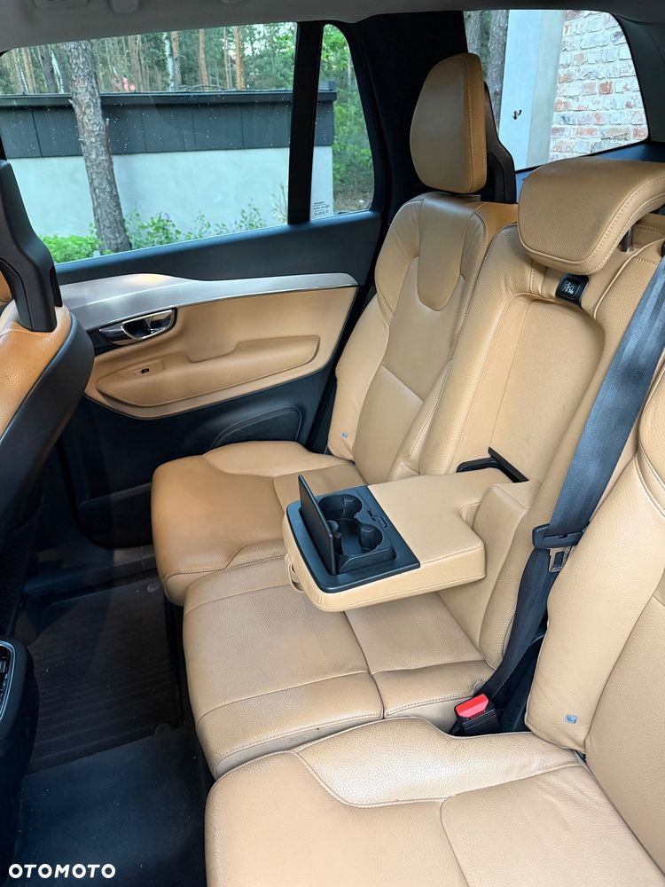 Volvo XC 90 D5 AWD Momentum 7os - 9