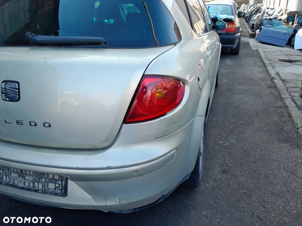 Lampa tylna prawa SEAT Toledo III 04-09r. Europa - 4