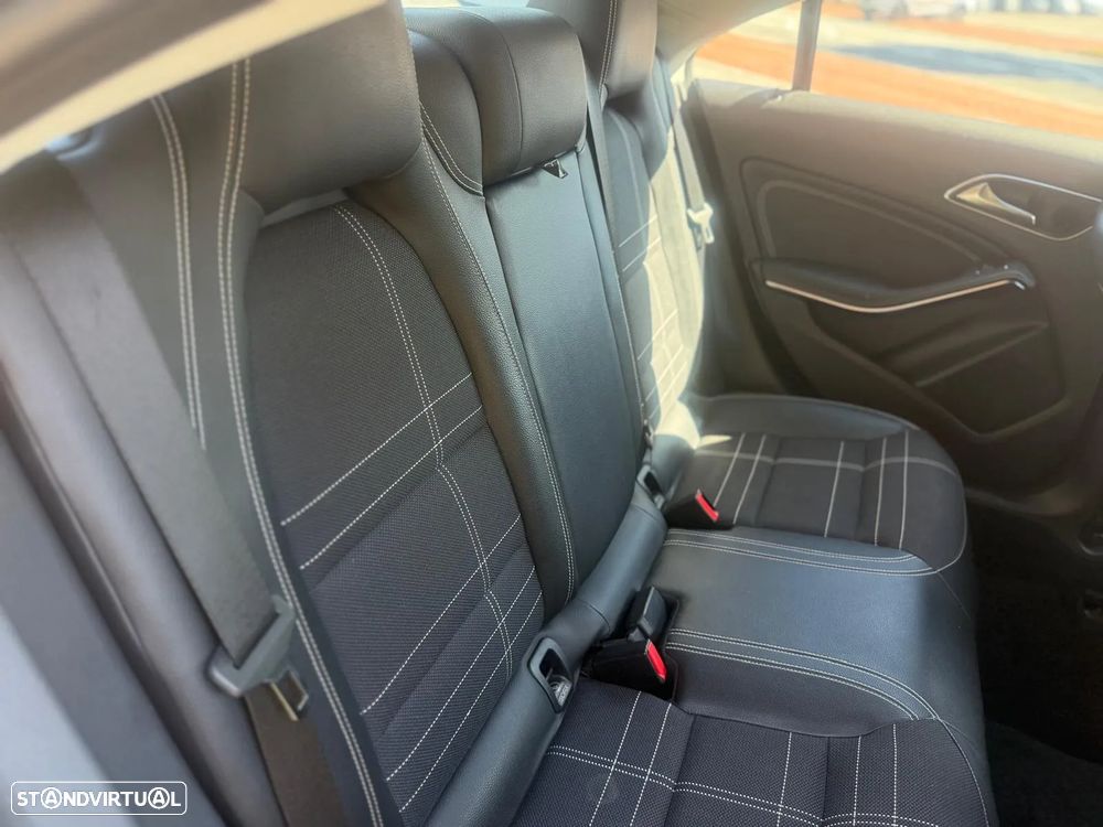 Mercedes-Benz CLA 200 CDi - 13