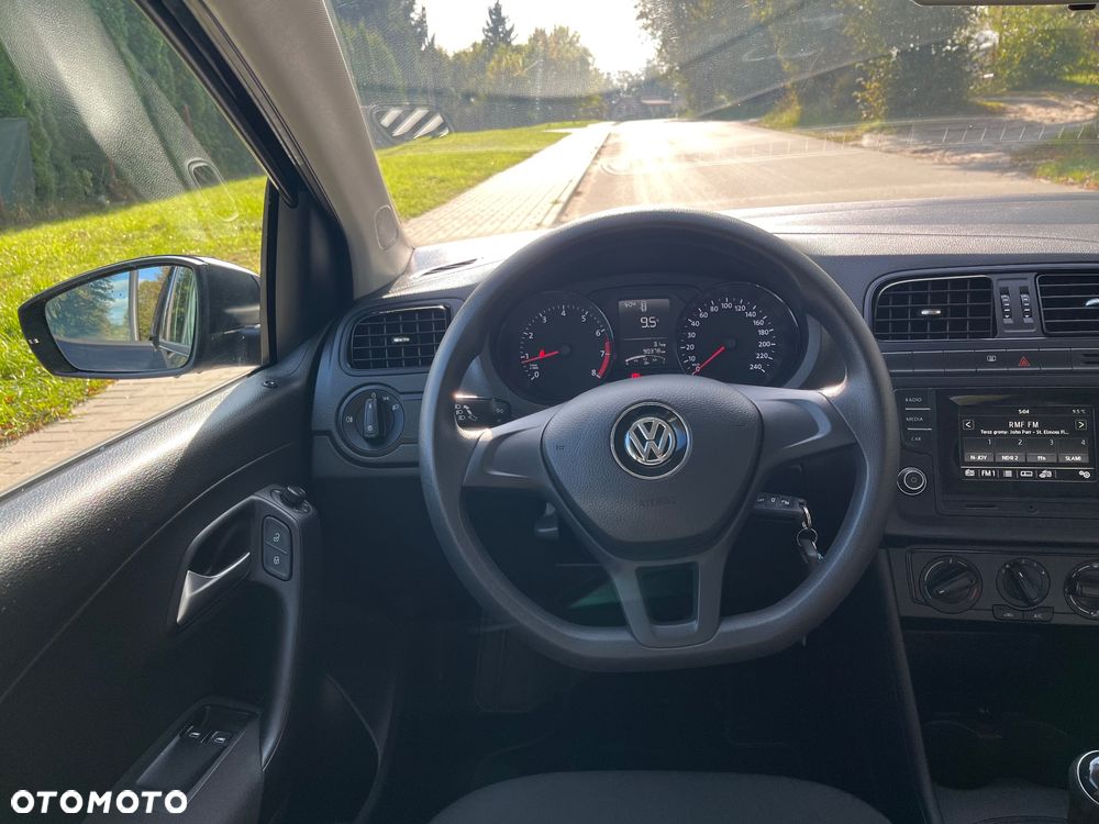Volkswagen Polo - 19