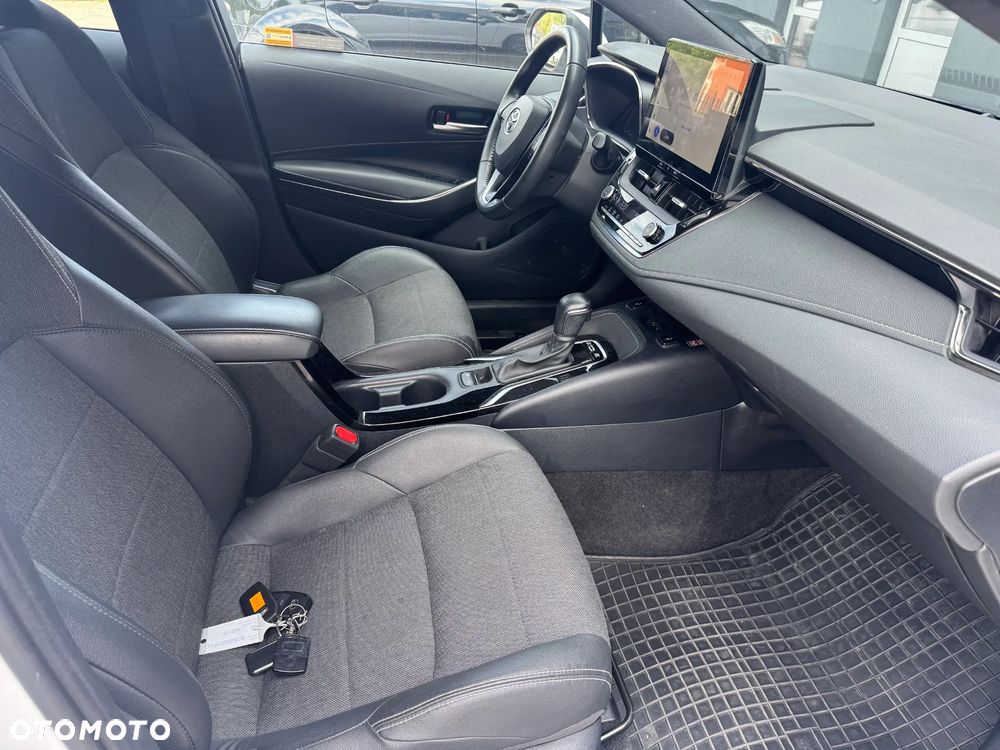Toyota Corolla 1.8 Hybrid Style - 30