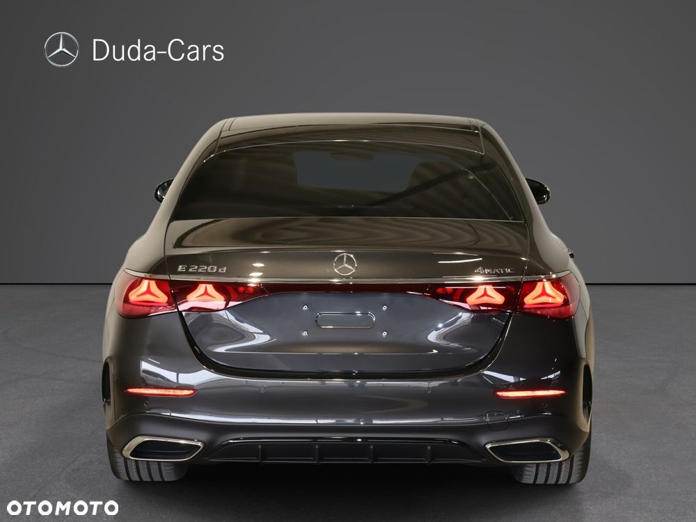 Mercedes-Benz Klasa E - 4