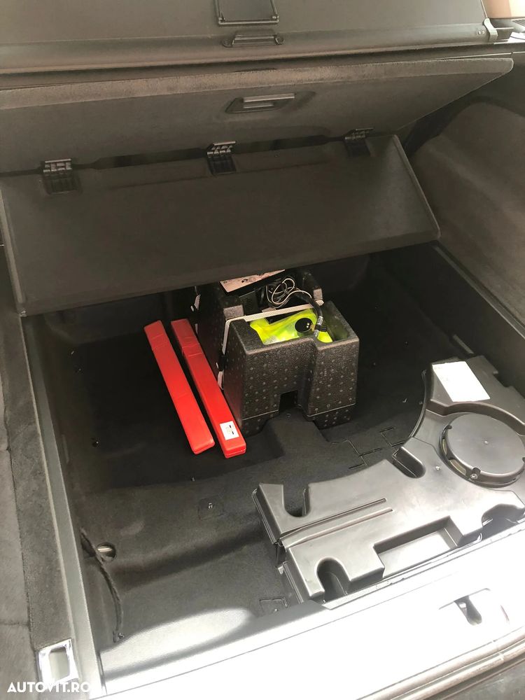 Audi Q7 3.0 ultra TDI Quattro Tiptronic - 13
