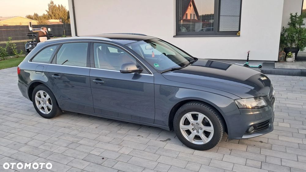 Audi A4 Avant 2.0 TDI ultra - 15