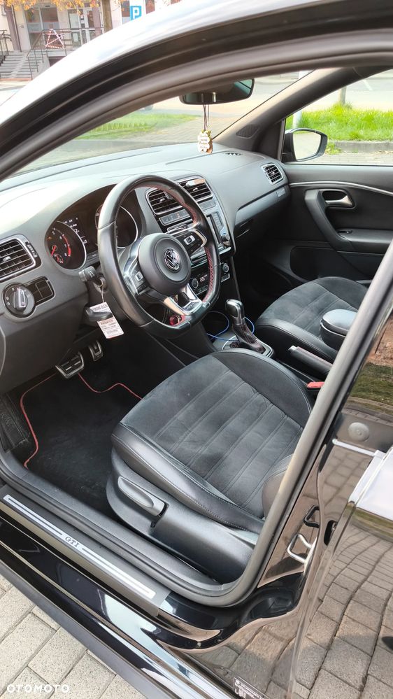 Volkswagen Polo 1.8 TSI (Blue Motion Technology) DSG GTI - 16