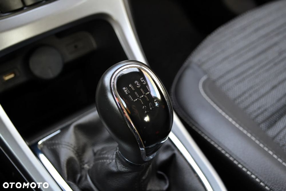 Opel Astra IV 1.4 T Executive S&S EU6 - 23