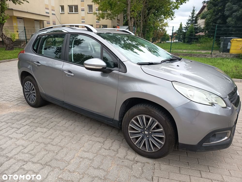 Peugeot 2008 1.2 Pure Tech Style - 5