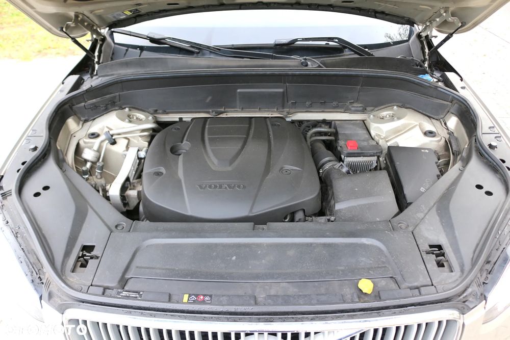 Volvo XC 90 D5 AWD Inscription - 24
