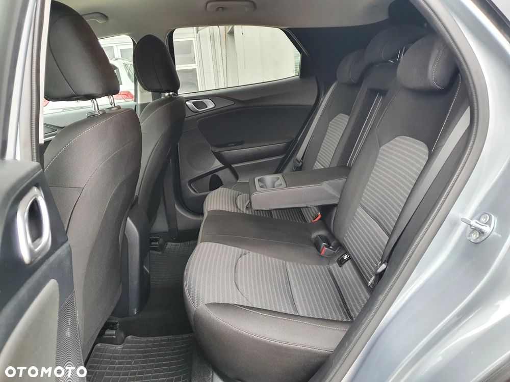 Kia XCeed 1.5 T-GDI M DCT - 27