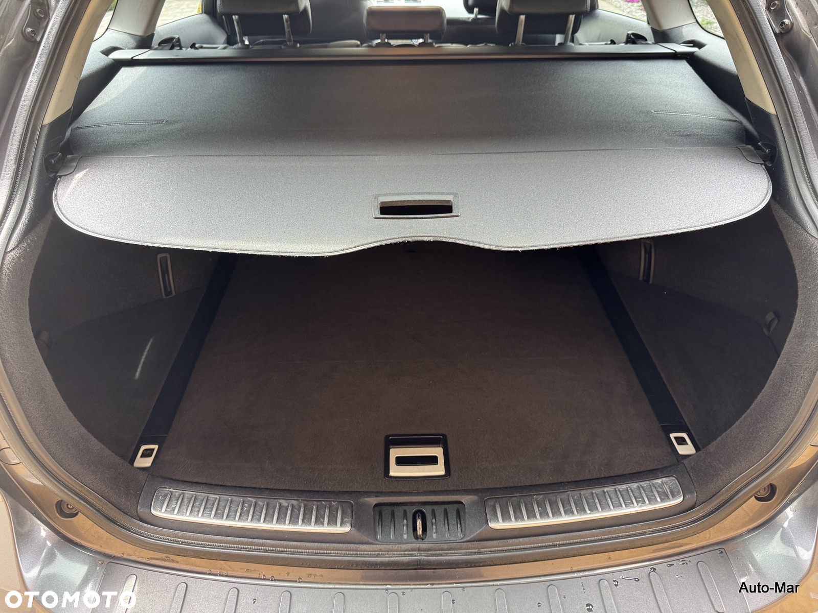 Toyota Avensis 1.8 Premium - 9