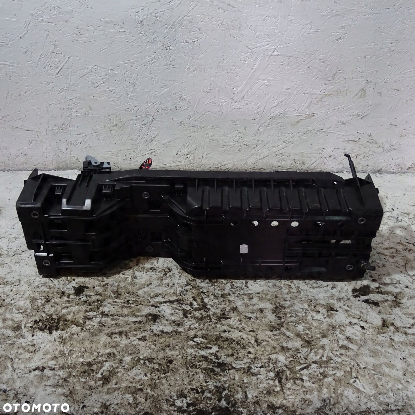 OPEL ASTRA K V PODSTAWA AKUMULATORA 39014514 - 2