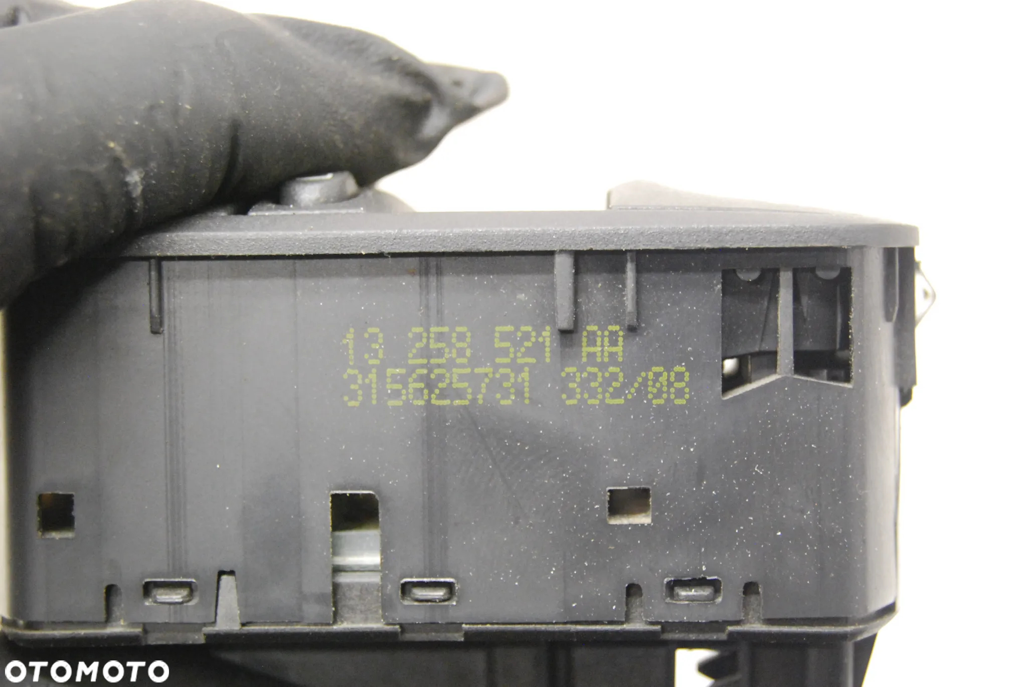 PRZEŁĄCZNIK PANEL STEROWANIA SZYB LUSTEREK 13258521AA OPEL CORSA D - 3