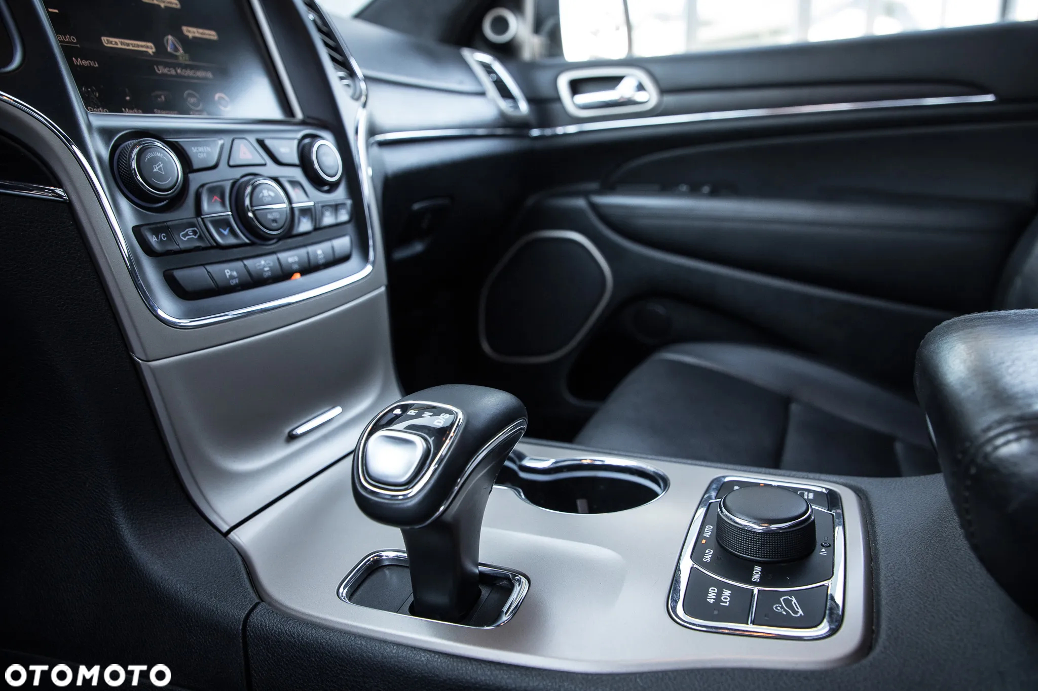 Jeep Grand Cherokee 3.0 CRD Summit - 25