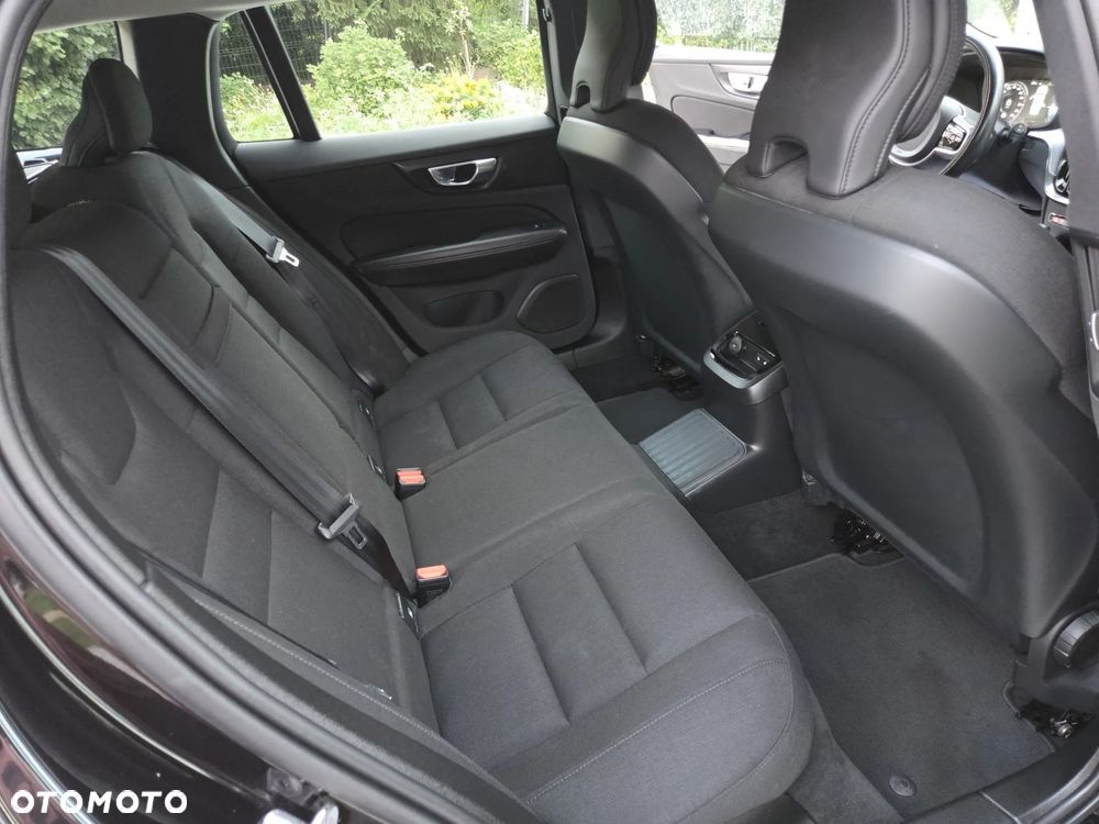 Volvo V60 T6 AWD Recharge Geartronic Inscription Expression - 25