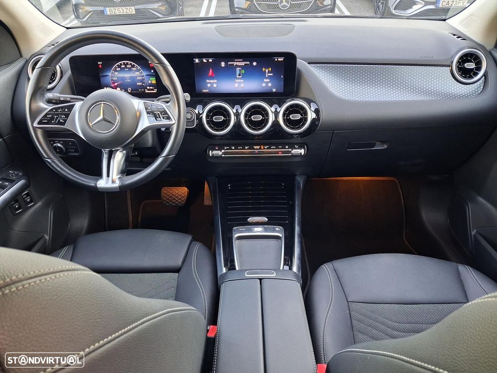 Mercedes-Benz GLA 250 e Progressive - 16