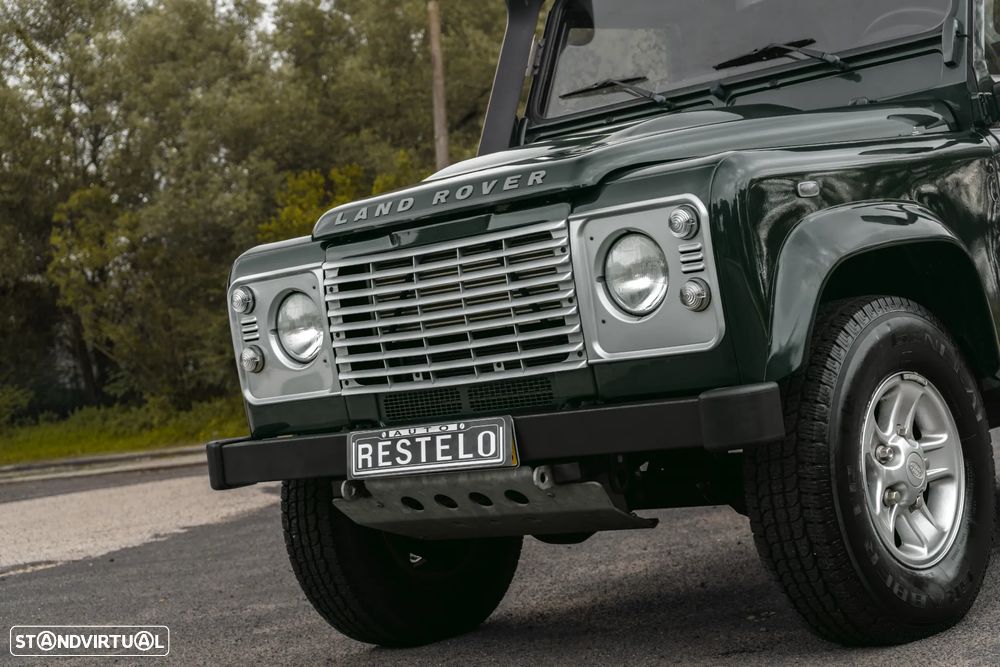 Land Rover Defender - 6