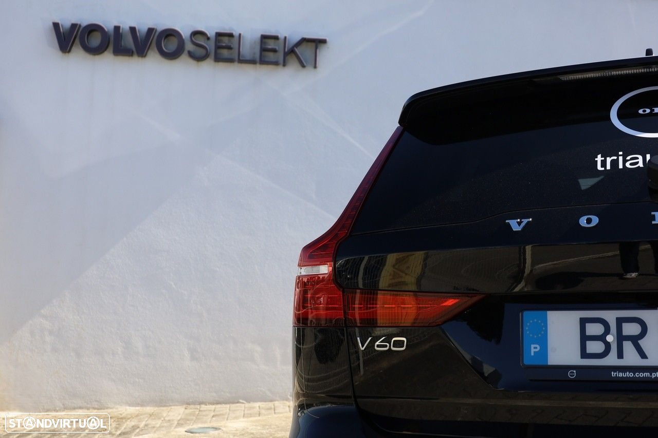 Volvo V60 2.0 T6 AWD TE Core - 21