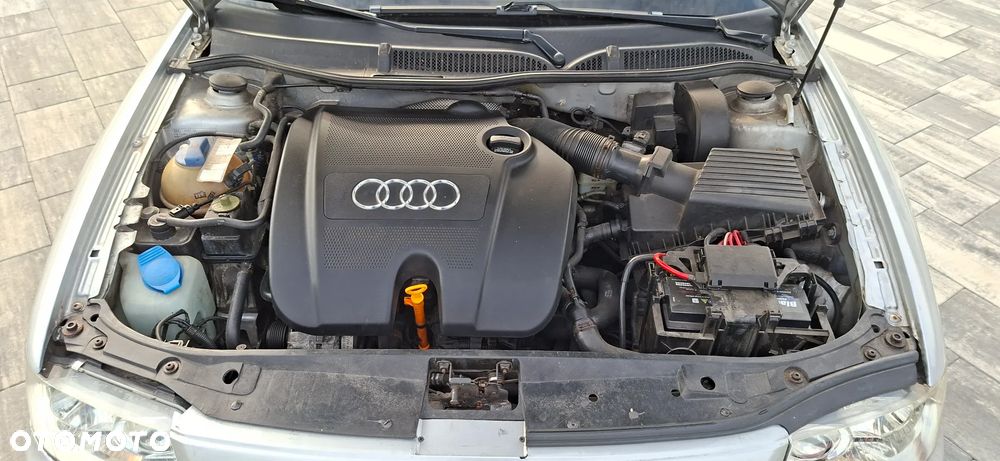 Audi A3 Sportback 1.6 Ambition - 23