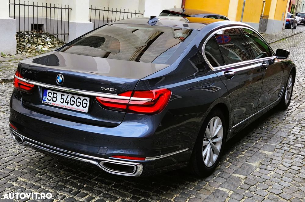 BMW Seria 7 740Li - 5