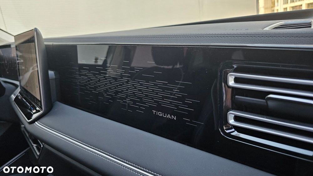Volkswagen Tiguan - 34