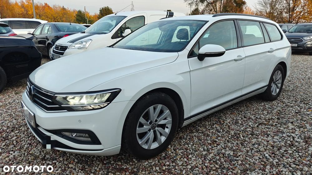 Volkswagen Passat - 2